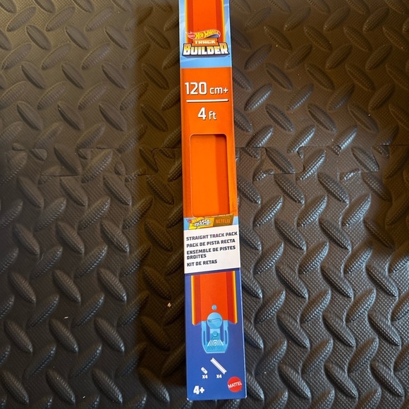 Hotwheels • NWT track pack 4 feet of tracks - Picture 6 of 8